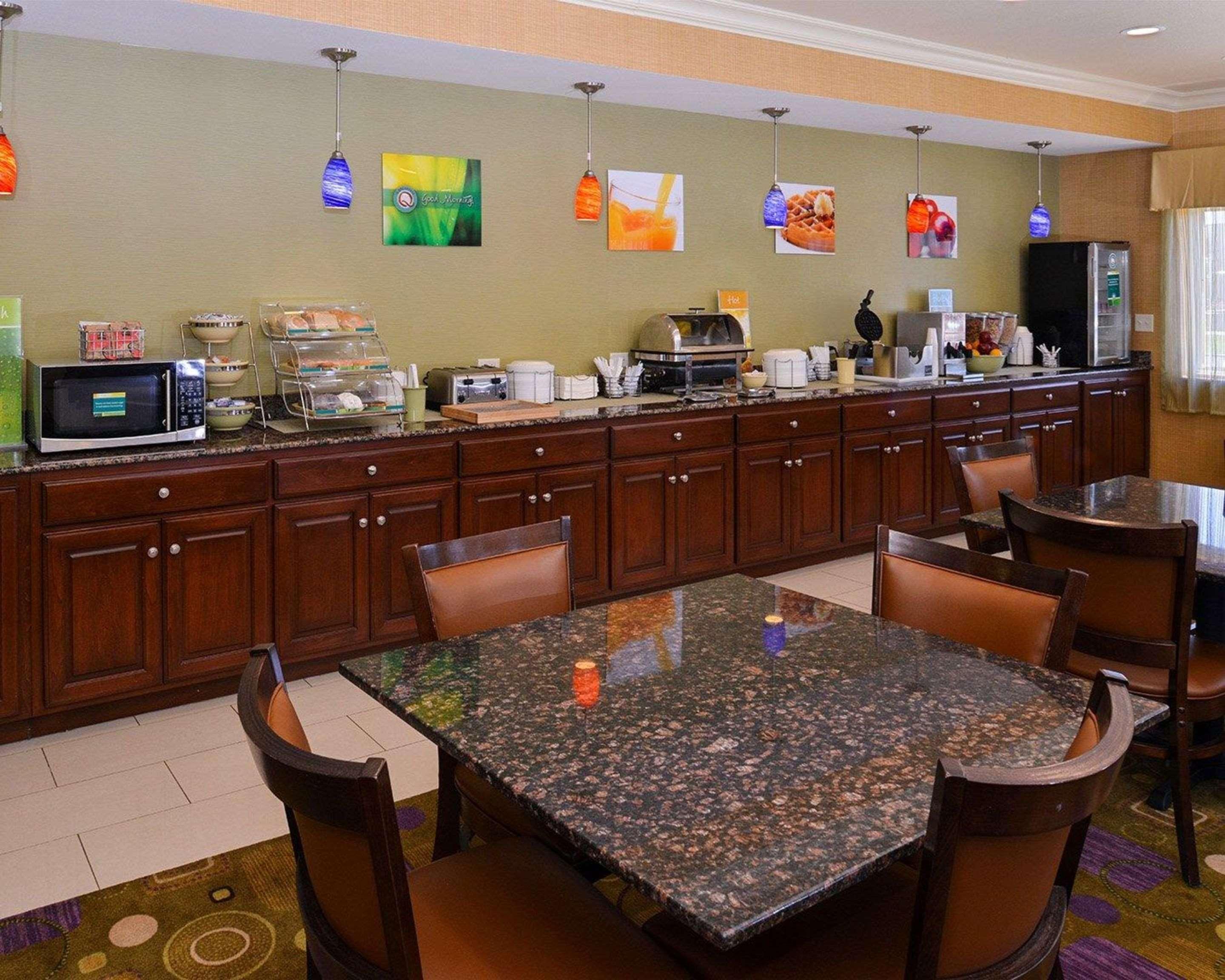 Mainstay Suites Joliet I-80 Εξωτερικό φωτογραφία